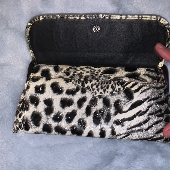 NWOT Animal Print Leather Clutch/Wallet leapard panther minimal statement bag - Picture 3 of 13